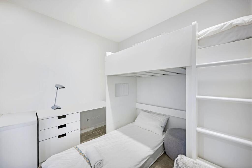 Convenient 3Br Close To Airport & Mascot Station Сидней Экстерьер фото